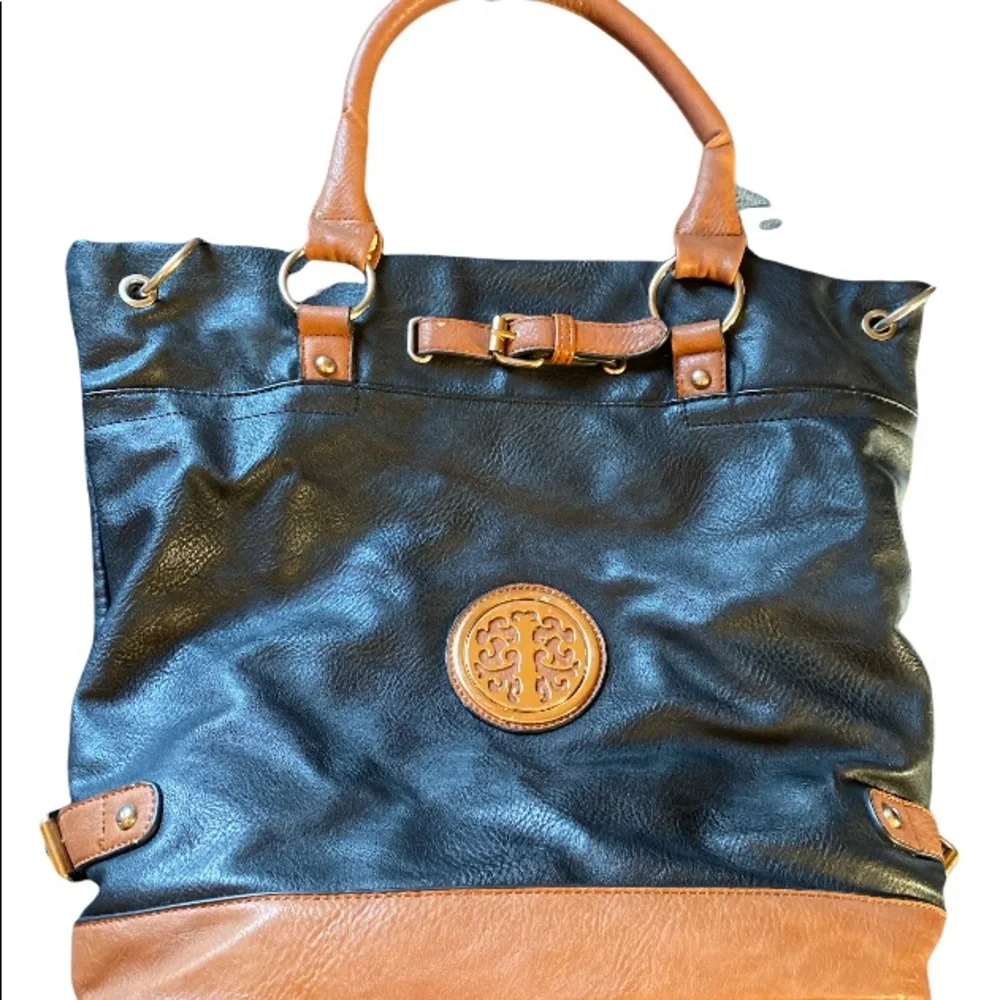 Unique Purse - Picture 3 of 5